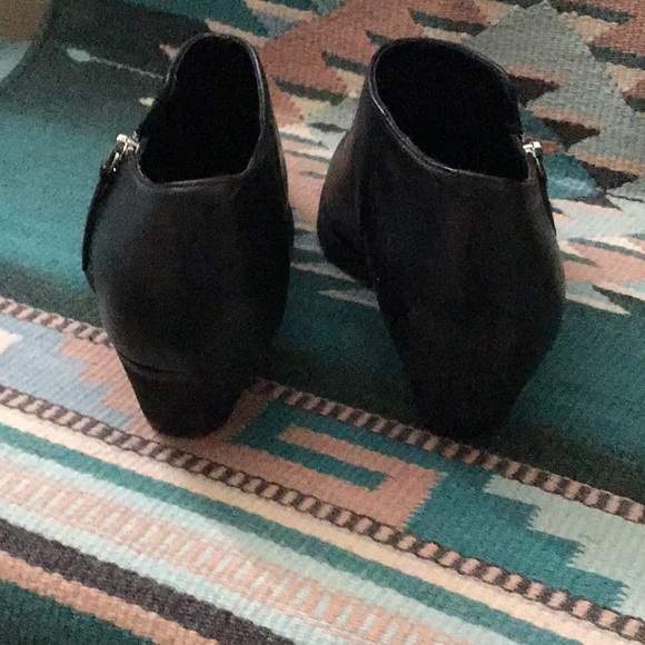 Chelsea &Violet Ankle Boots - Picture 2 of 6